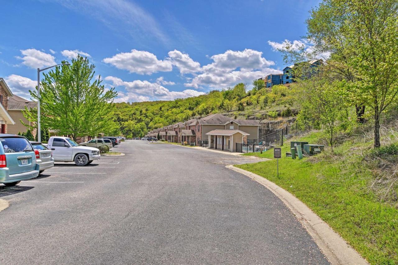 Cozy Branson Condo With Balcony And Mountain Views Kültér fotó